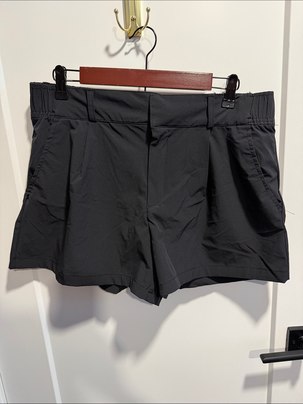Black Women's Elastic Waist Shorts